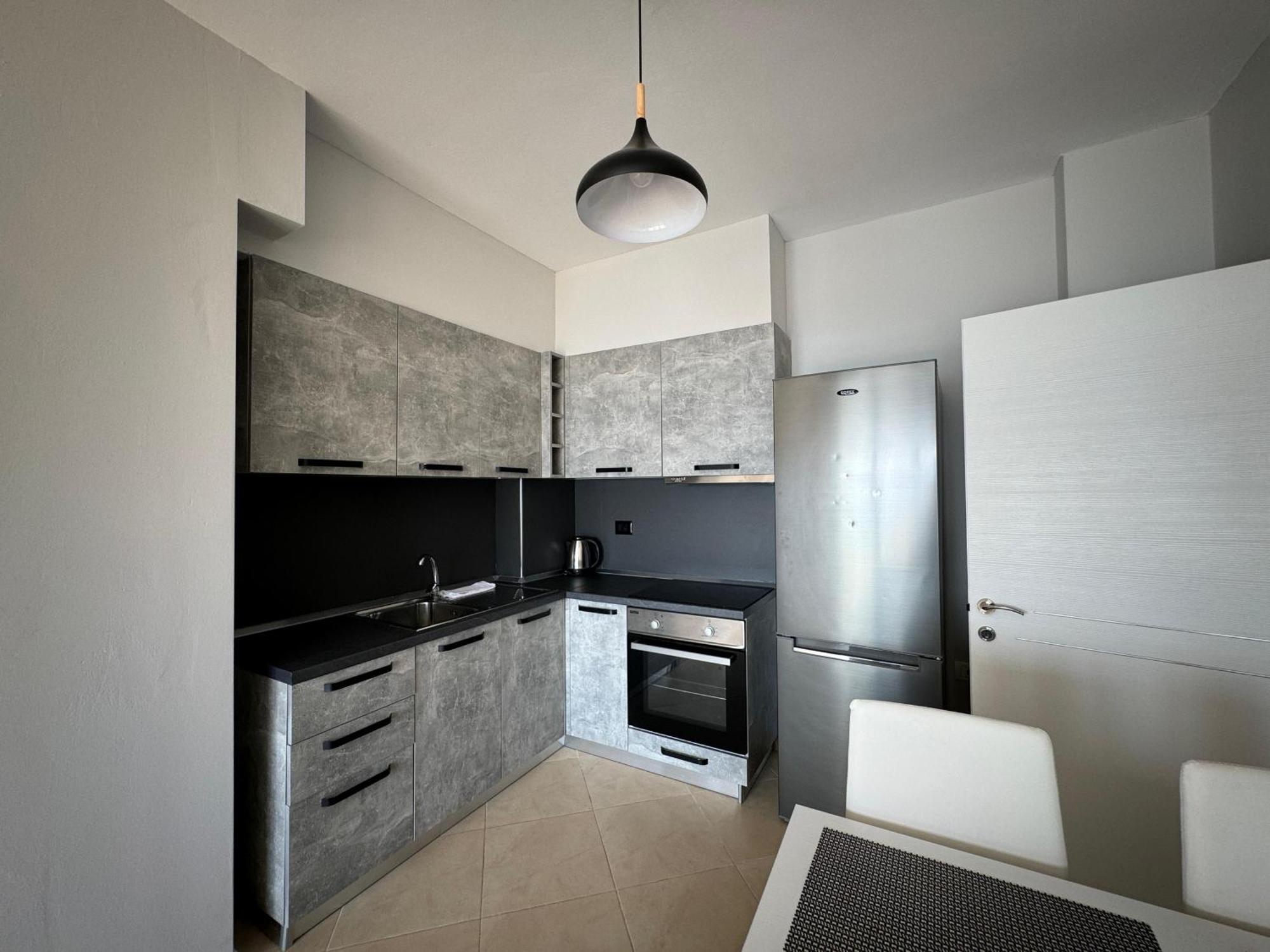 Nuna Hotel & Apartments Vlore Exterior photo