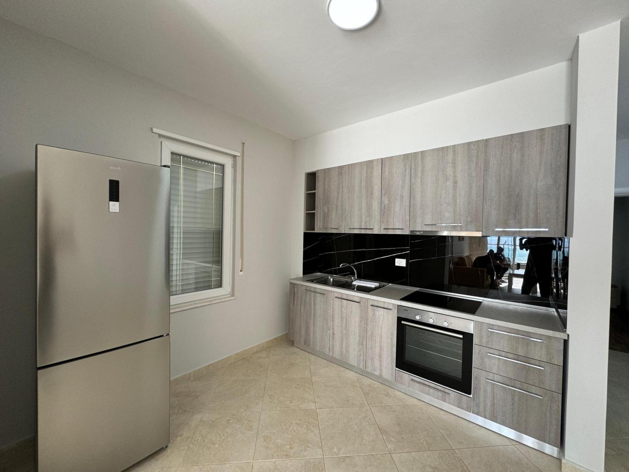 Nuna Hotel & Apartments Vlore Exterior photo