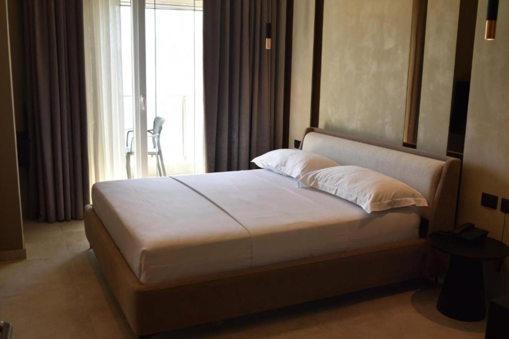 Nuna Hotel & Apartments Vlore Exterior photo